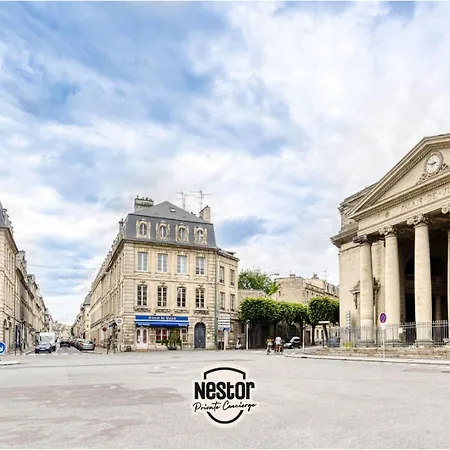 Appartamento La Casa Bella — Chic & Modern Downtown